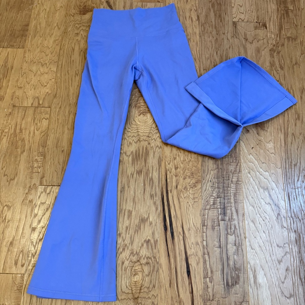 Offline by Aerie Lavender Flare Leggings - Large - Picture 3 of 7